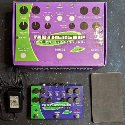 ギター Pigtronix Mothership Analog Synth Pigtronix Mothership Analog Synthesizer - YouTube