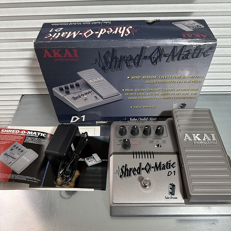AKAI  Shred-O-Matic(真空管オーバードライブ) Akai Shred-O-Matic D1 Tube-Driven Overdrive / Distortion | Reverb