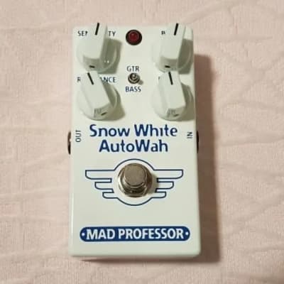 Mad Professor Snow White AutoWah GB Effect Pedal image 2