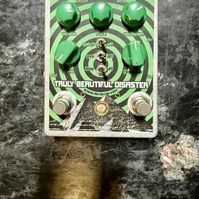 ギター deviever TRULY BEAUTIFUL DISASTER Devi Ever : FX Truly Beautiful Disaster | Reverb