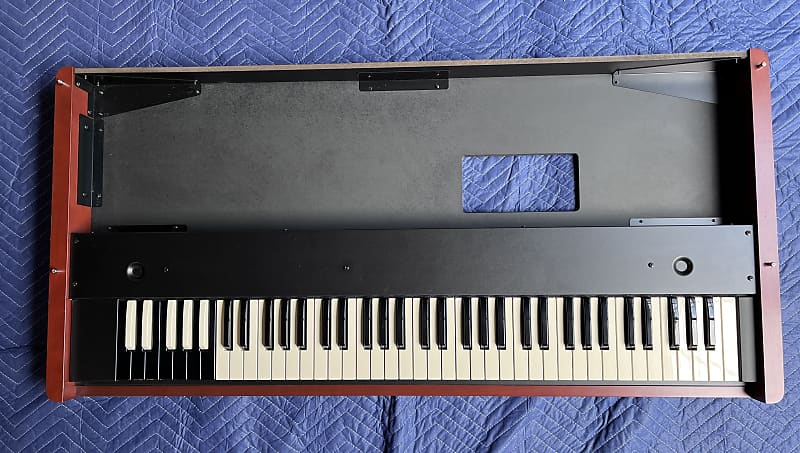 Selling my lightly-used Hammond XLK-3 lower manual for the Hammond XK-3c  organ