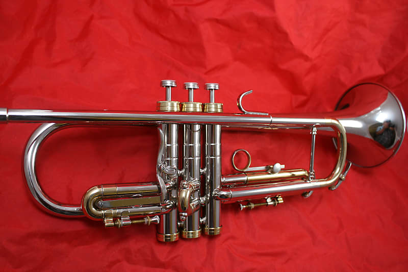 Conn 38B Conn Connnstellation Bb trumpet 1970 Brass & Nickel