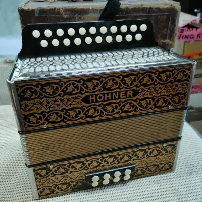 Hohner C/F, 2-row/8-bass Button Accordion, Gold & Black Pokerwork, Tuned & Serviced, With Case, Made In Germany image 2