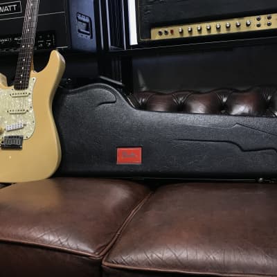 Fender American Standard Stratocaster Left-Handed RW Olympic White 1989 image 18