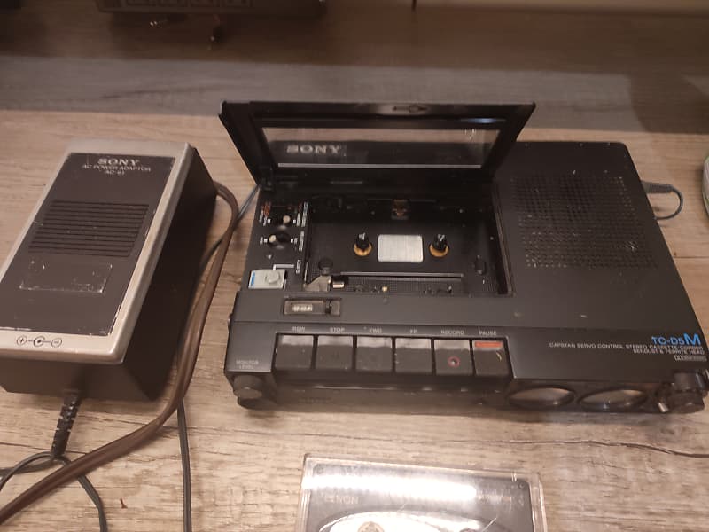 ポータブルプレーヤー SONY TC-D5M Sony TC-D5M Portable Cassette Recorder | eBay