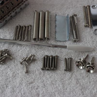 Fender 2 3/16" Mount 2 1/16" String Spaced Stratocaster Hardware Set w/ Tuners 099-2070-000 image 4