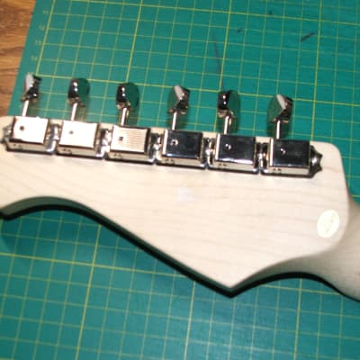Loaded guitar neck......vintage tuners....22 frets...unplayed..S image 3