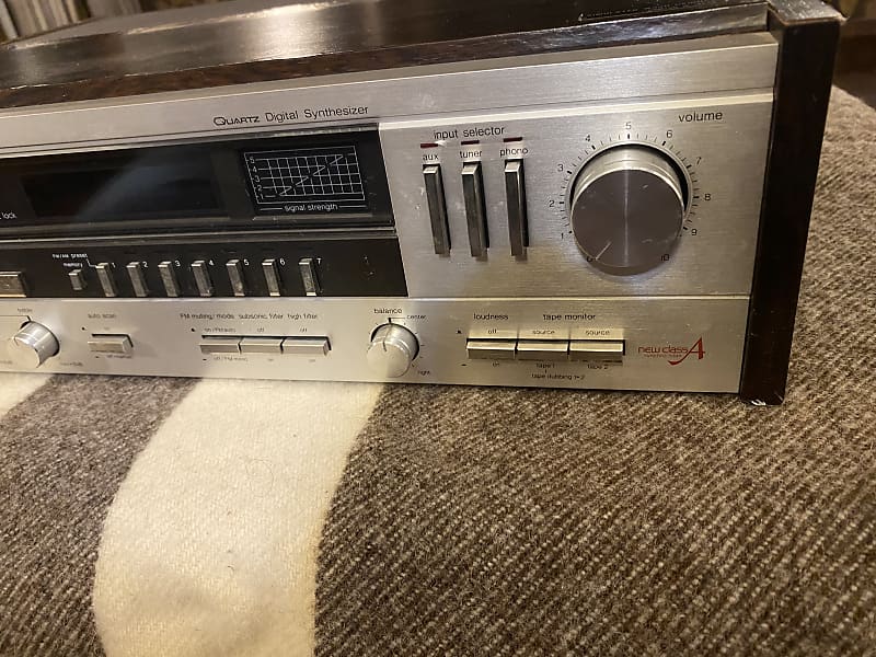 Technics SA-425 FM/AM Stereo Receiver sold