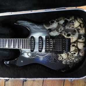 Jackson  Pile Of Skulls Dinky Electric Guitar w/ OHSC Made In Japan Near Mint Condition image 2