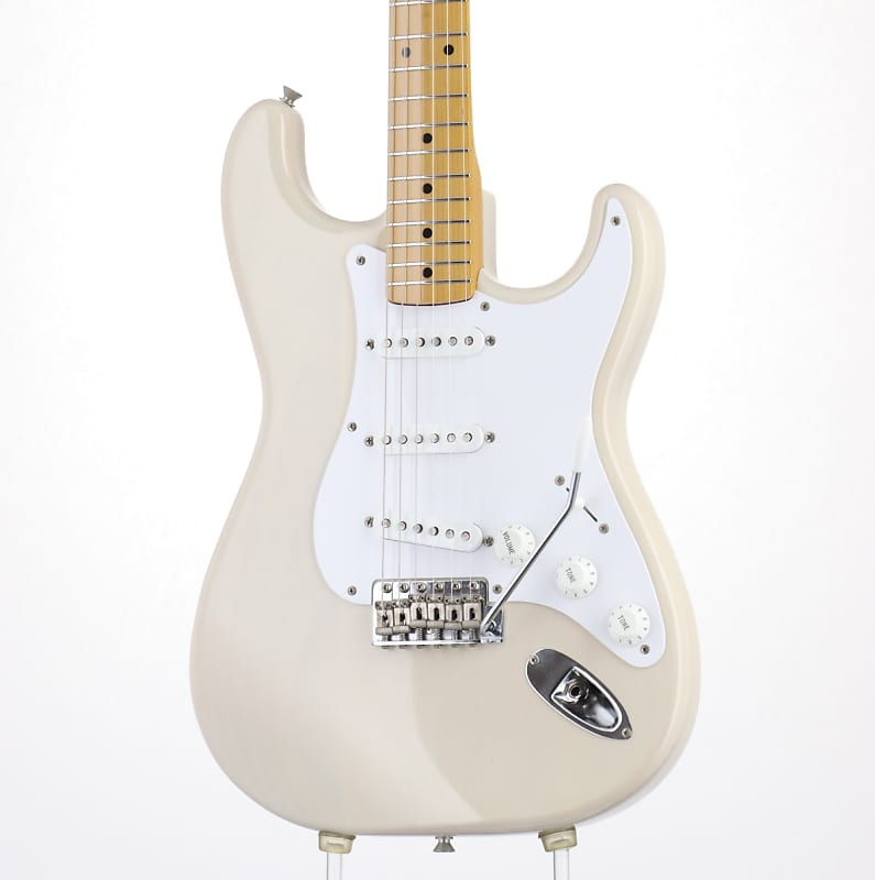 Fender Japan ST57 ホワイト 1976-1977 Fender Japan ST57 ホワイト