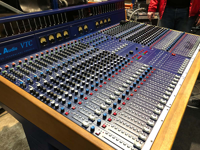 TL Audio VTC 32CH Tube Pro Studio Mixer Metal&Wood Reverb