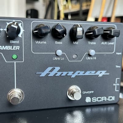 Ampeg SCR‑DI Bass DI Preamp with Scrambler Overdrive Pedal