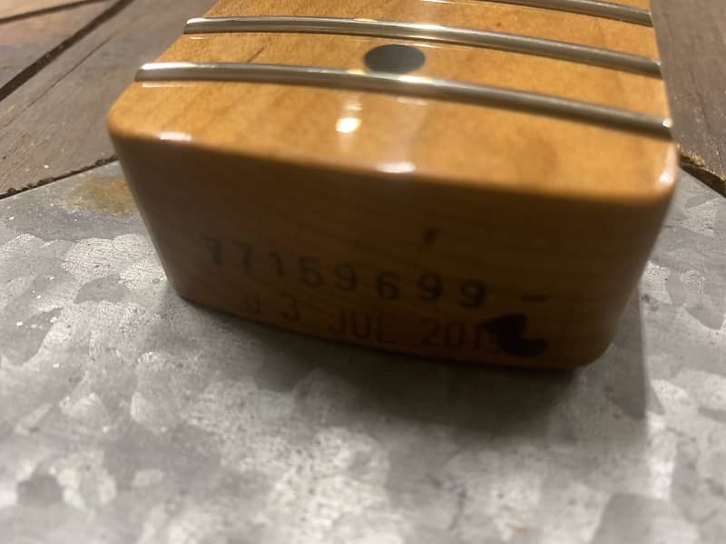 Fender® Gen Roasted Maple Stratocaster® Neck, 21 Narrow Tall Frets, 9.5
