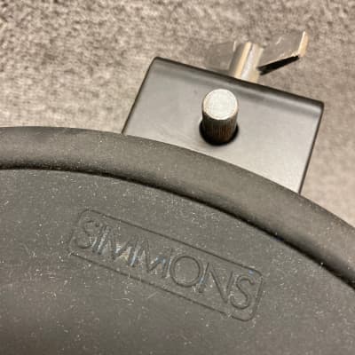 Simmons 11" Electronic Rubber Pad w/ Mount Bracket image 2