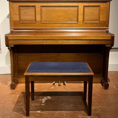 Seiler Upright  Piano  (USED)  manufactured in 1985 image 3