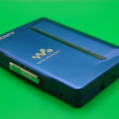 RARE BLUE Sony WM-EX910 Walkman Portable Cassette Player