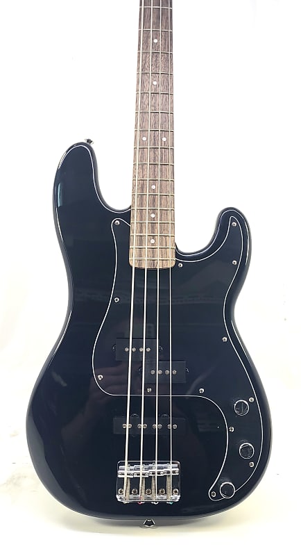 Squier Mini Precision Bass Black « Basse électrique