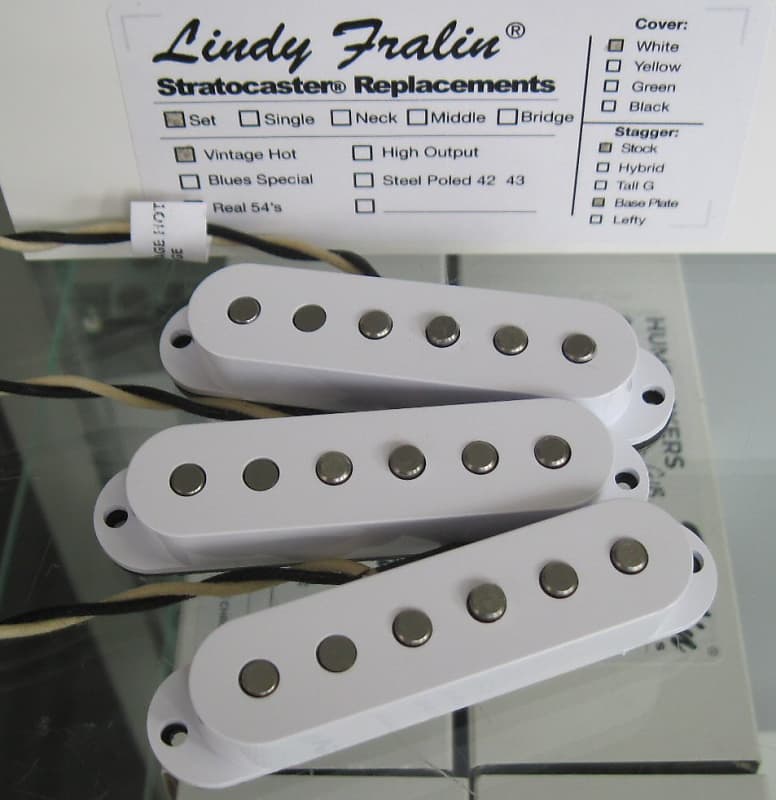 Lindy Fralin Vintage Hot Stratocaster Pickups Set - Stock Stagger image 1