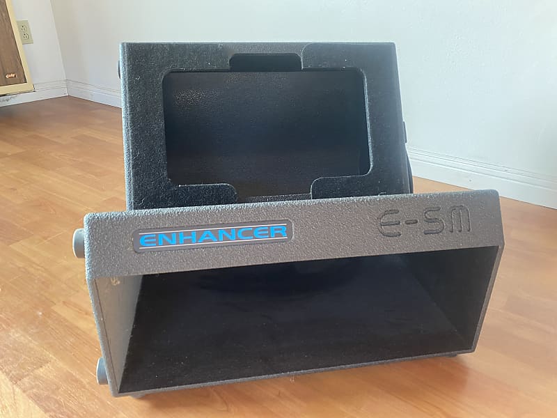 Sound Enhancer ESM Guitar Amp Stand black Reverb