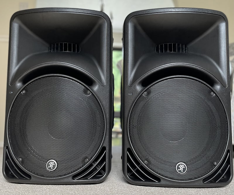 2 x Mackie SRM450 v2 Powered Speakers Black Reverb