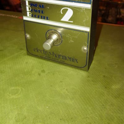 Electro-Harmonix LPB-2 Linear Power Booster | Reverb Canada