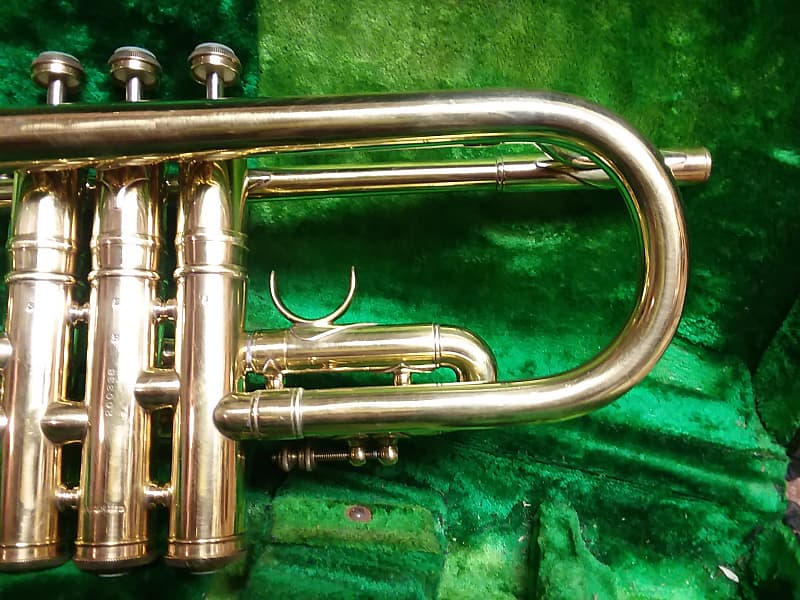 Conn New World Symphony Vintage 1929 Professional 2B Trumpet In Nearly Mint  Condition