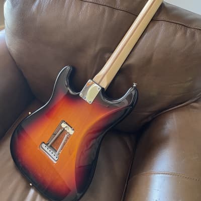 Fender American Special Stratocaster HSS with Rosewood Fretboard 2010 - 2018 - 3-Color Sunburst image 3