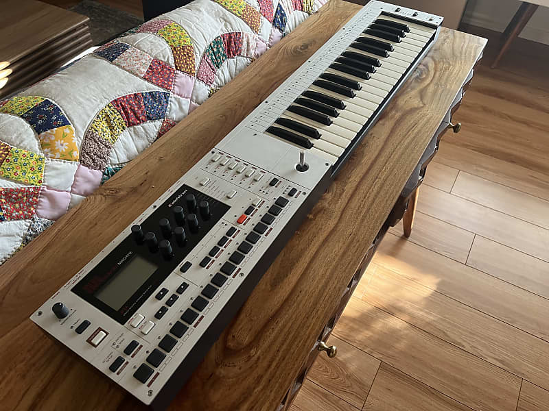 Elektron Monomachine SFX-60 + MKII | Reverb