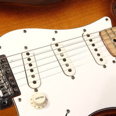 Excellent 1977 Greco Stratocaster - Lawsuit MIJ Japan - Very RARE "Violin" finish - image 13