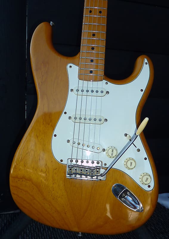 Fender Japan 