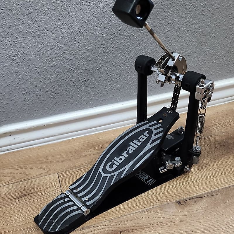 Gibraltar Intruder II Single Kick Pedal (Double Chain) Bass Reverb