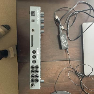 Elektron Octatrack MkII Dynamic 8-Track Performance Sampler 2017 - 2021 - Gray image 2