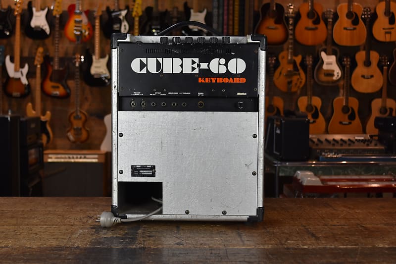 Roland Cube-60 Keyboard 2-Channel 60-Watt 1x12
