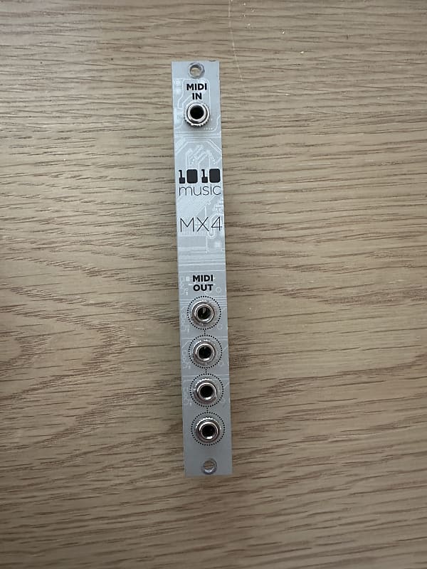 1010 Music MX4 MIDI Buffered Multiple