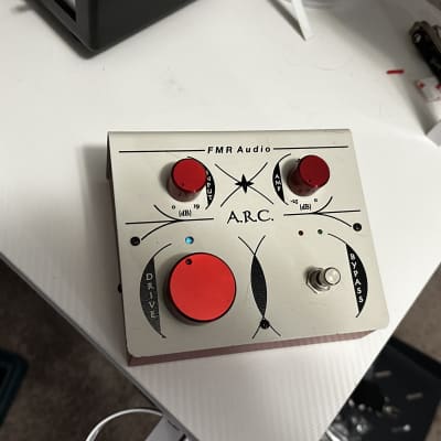 FMR Audio ARC エフェクター Bass ギター コンプレッサー