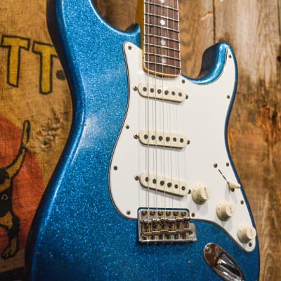 Fender Custom Shop Limited Edition 1965 Stratocaster Journeyman Relic Blue Sparkle image 12