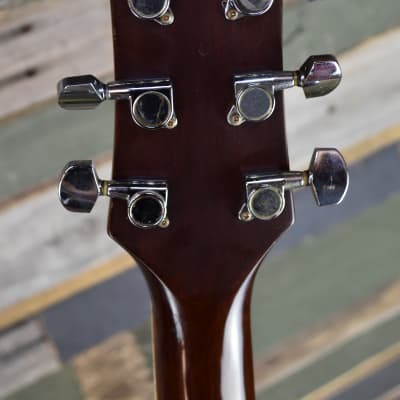 Morris MG-30 Spruce/Mahognay J-45 Type Slope-Shoulder