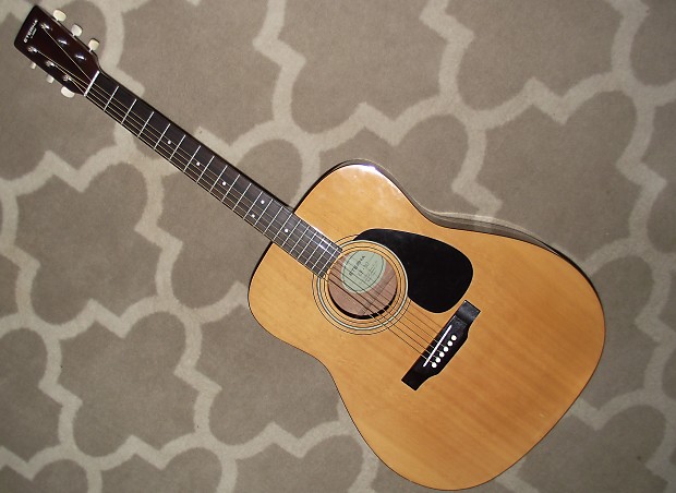 Yamaha eterna acoustic outlet guitar