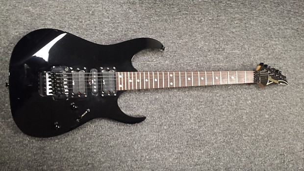 Ibanez 日本製 black Ibanez RG 470 RG470 electric guitar in black finish MIJ Made