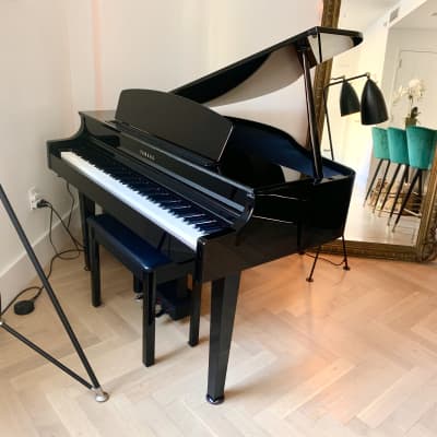 Must Sell-Yamaha Clarinova CLP-665 Digital Baby Grand Piano image 2