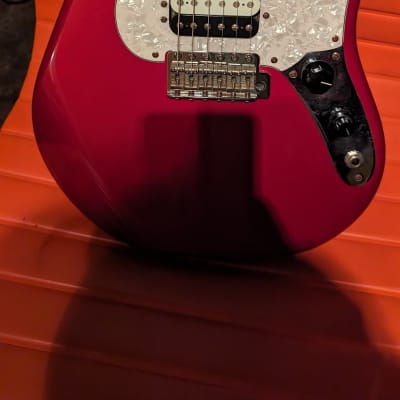 Fender Deluxe Series Cyclone 1999 - 2004 - Candy Apple Red image 5