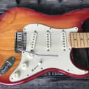 Fender Stratocaster - American Deluxe 2002 - Cherry Burst