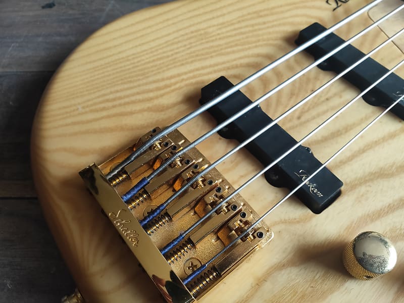 1989 Rockoon (by Kawai) RB-855 Fretless 5-String Bass Guitar