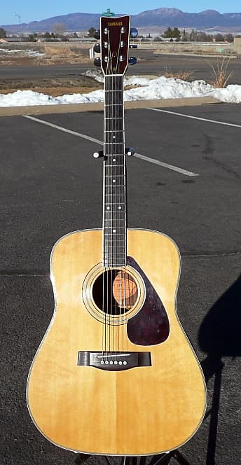 Vintage 70's Yamaha FG-201 Acoustic Guitar - Made in Japan - Shop