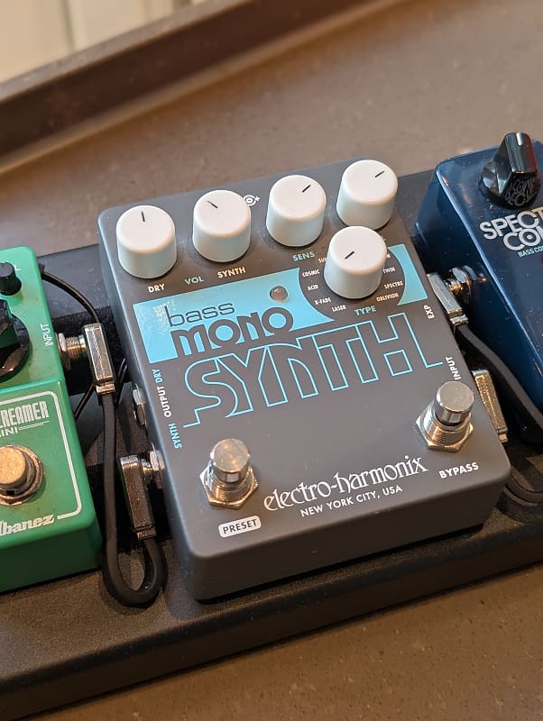 Electro-Harmonix Bass Mono Synth
