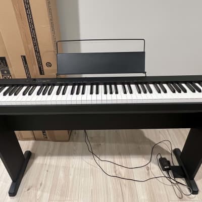 Casio CDP-S100 88-Key Digital Piano w stand Bundle