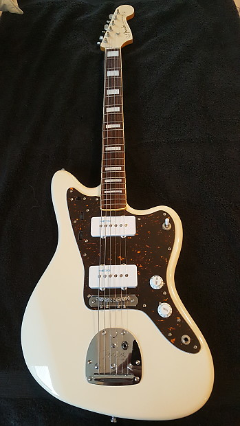 Fender ホワイト MADE IN MEXICO Fender Made in Japan Limited Cyclone White Blonde Electric