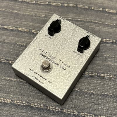 Pro Analog MKII Tone Bender Fuzz OC81D | Reverb