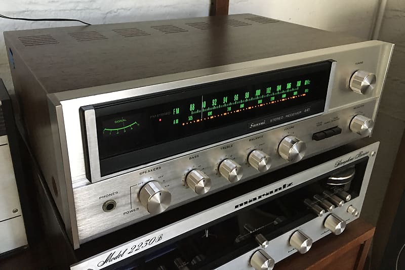 Sansui 441 ~ Vintage Stereo Receiver ~ AM/FM ~ Phono & Aux