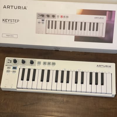 Arturia KeyStep 32-Key MIDI Controller 2017 - Present - White image 4